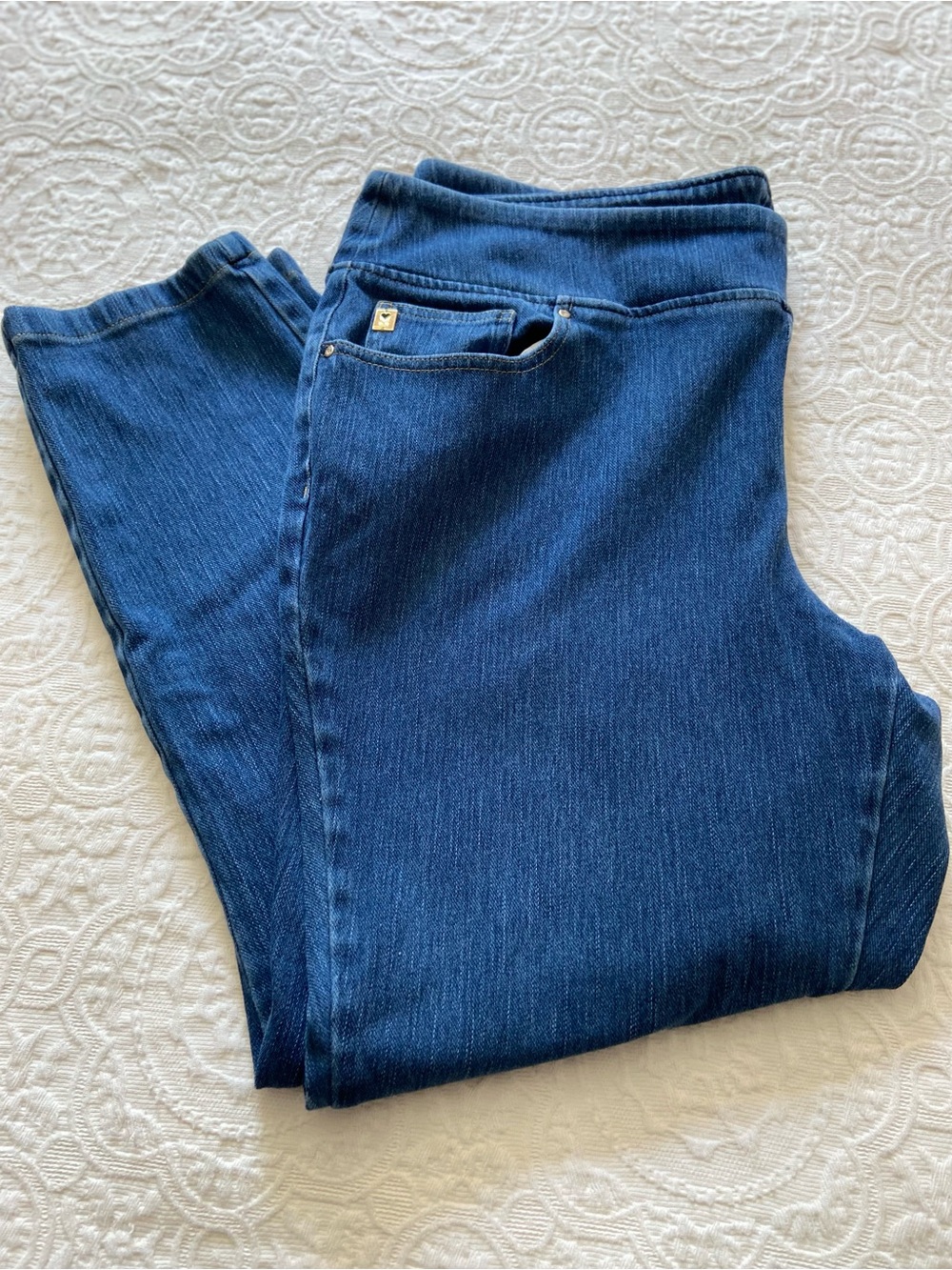 Belle by Kim Gravel Flexibelle ankle jeans